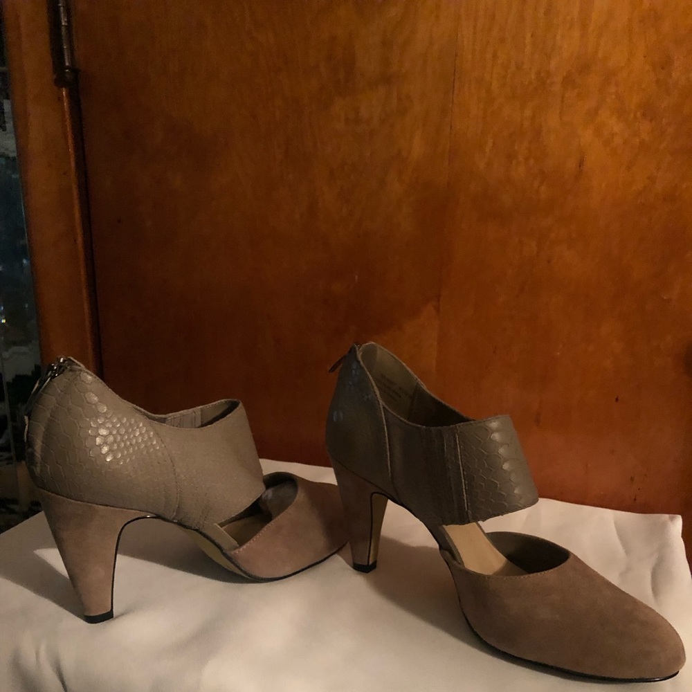 Genuine suede, croc and snake beige pumps.